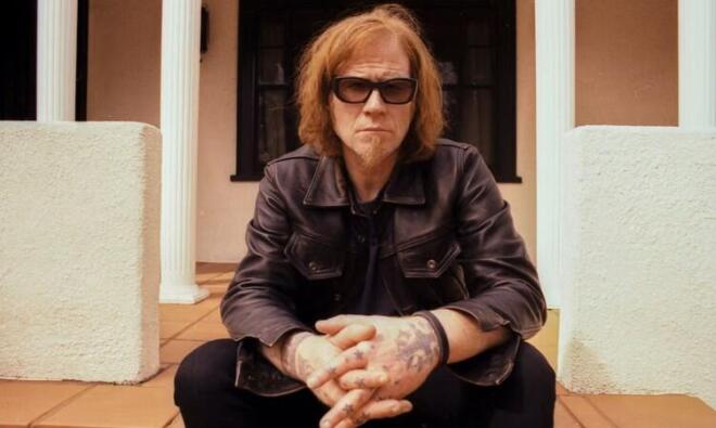 Mark Lanegan: «Μια σπάνια φωνή, μια σκοτεινή ζωή»