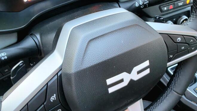 Test Drive: Δοκιμάζουμε το νέο Dacia Sandero Stepway Eco-G 120 EDC