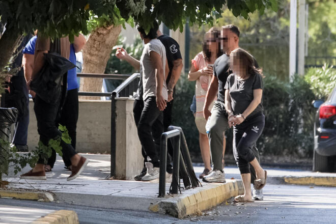 Ο 43χρονος φέρεται επίσης να υποστήριξε πως οι μαχαιριές που βρέθηκαν στο βρέφος έγιναν στην προσπάθειά του να σπάσει τον πάγο, μέσα στον οποίο βρισκόταν