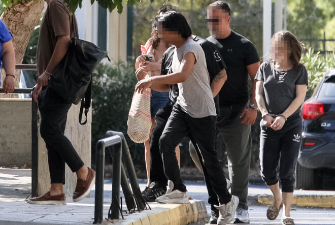 Οι τρεις συλληφθέντες βρέθηκαν ενώπιον του ανακριτή για να απολογηθούν