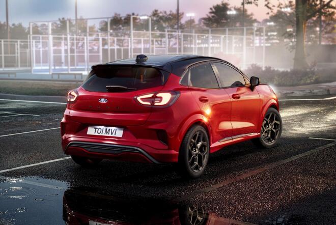 Ford Puma: Ήρθαν οι νέες εκδόσεις Black Edition