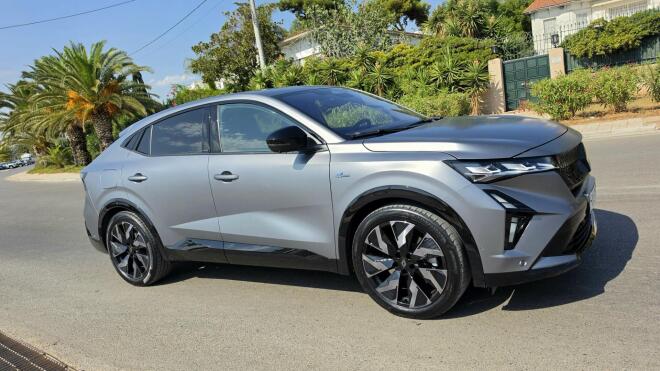 Οδηγούμε το νέο Renault Rafale Hyper Hybrid E-Tech 4x4