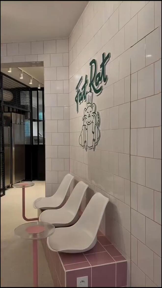 Ιωάννα Τούνη: Μπήκαμε στο νέο της croissant bar στο Παρίσι