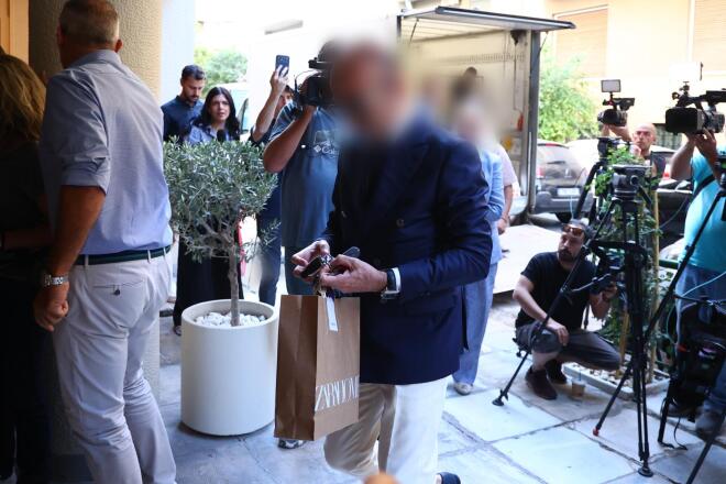 Ερευνάται αν στο συγκεκριμένο ιατρείο, όπου υπέστη την ανακοπή ο Γιώργος Μαζωνάκης μπορούσε να γίνει η πλασμαφαίρεση