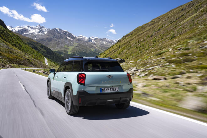 MINI Aceman SE: Σε χρωματισμό Ocean Wave Green