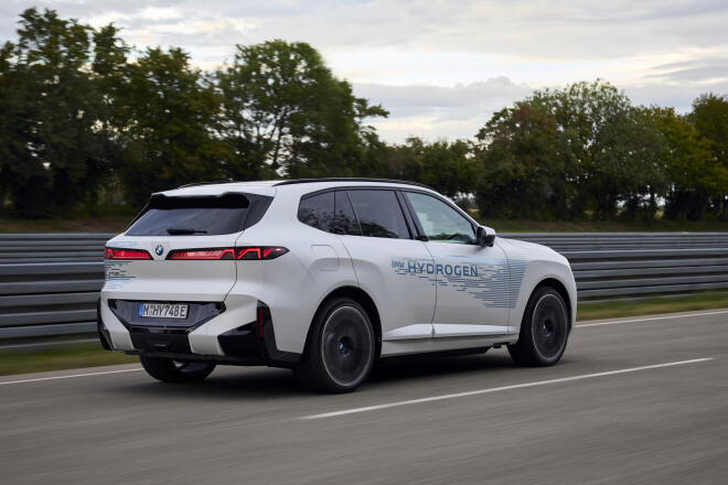 BMW iX5 Hydrogen: Δοκιμές σε πραγματικές συνθήκες οδήγησης