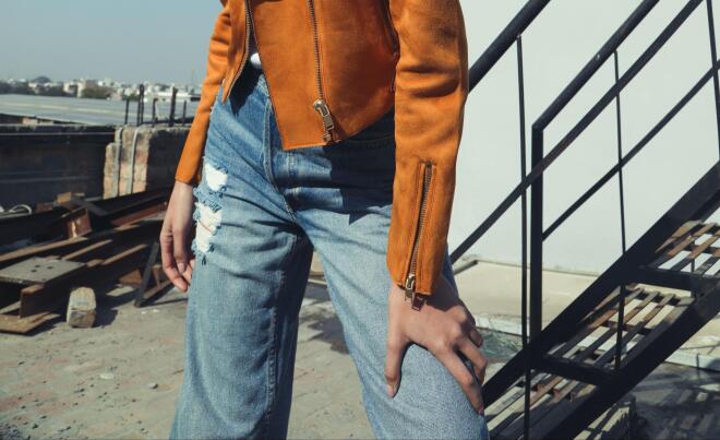 Suede jacket: Το key item της κομψής φθινοπωρινής γκαρνταρόμπας