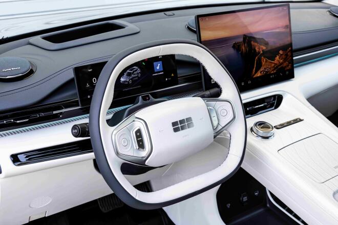 Νέα γκάμα Geely E5: Δείτε τις εκδόσεις και τις τιμές