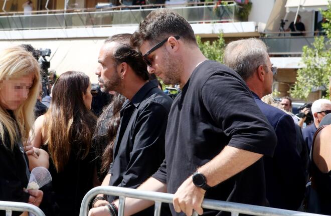 Πάνος Μουζουράκης: Αποχαιρέτησε τον Γιώργο Μαζωνάκη / NDP Πέτρος & Ανδρέας Νικολαρέας