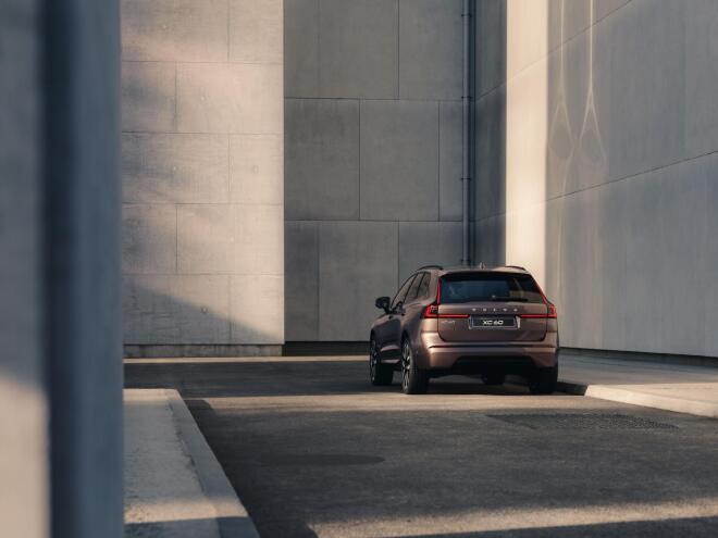 Volvo XC60 και XC90 plug-in: Με ηλεκτρική αυτονομία έως 200 χιλιόμετρα