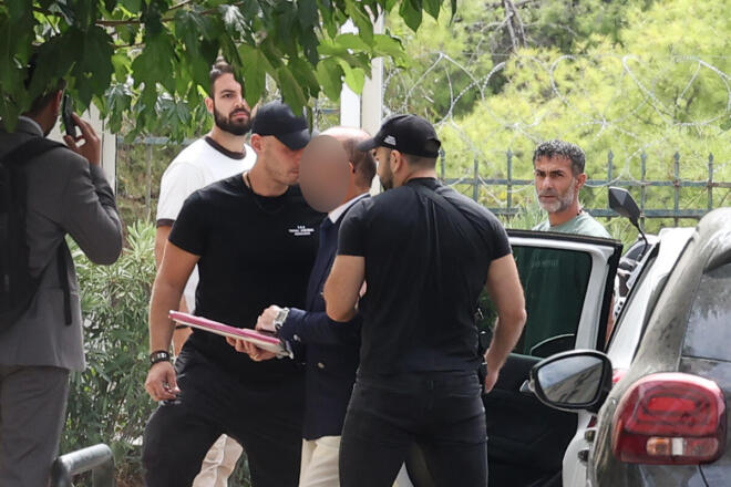 Στον ανακριτή με χειροπέδες οι γιατροί για τον θάνατο του Γιώργου Μαζωνάκη