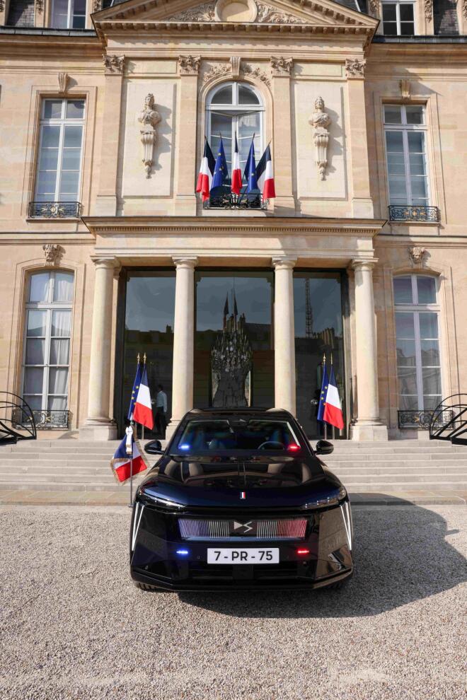 DS N°7 ÉLYSÉE και DS 21 PALLAS μαζί στο Μέγαρο των Ηλυσίων