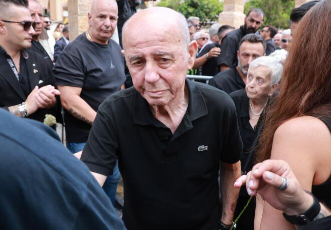 Πατέρας Μαζωνάκη: «Αν βοηθούσατε λίγο τα κανάλια, ο Γιώργος θα ήταν εδώ»