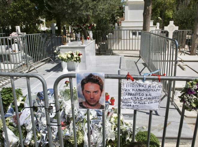 Ο κόσμος δεν κρύβει την αγάπη του για τον Γιώργο Μαζωνάκη