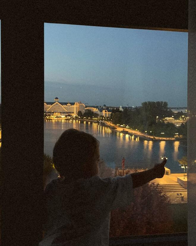 Μαίρη Συνατσάκη: Πριγκίπισσα στην Disneyland η κόρη της Ολίβια