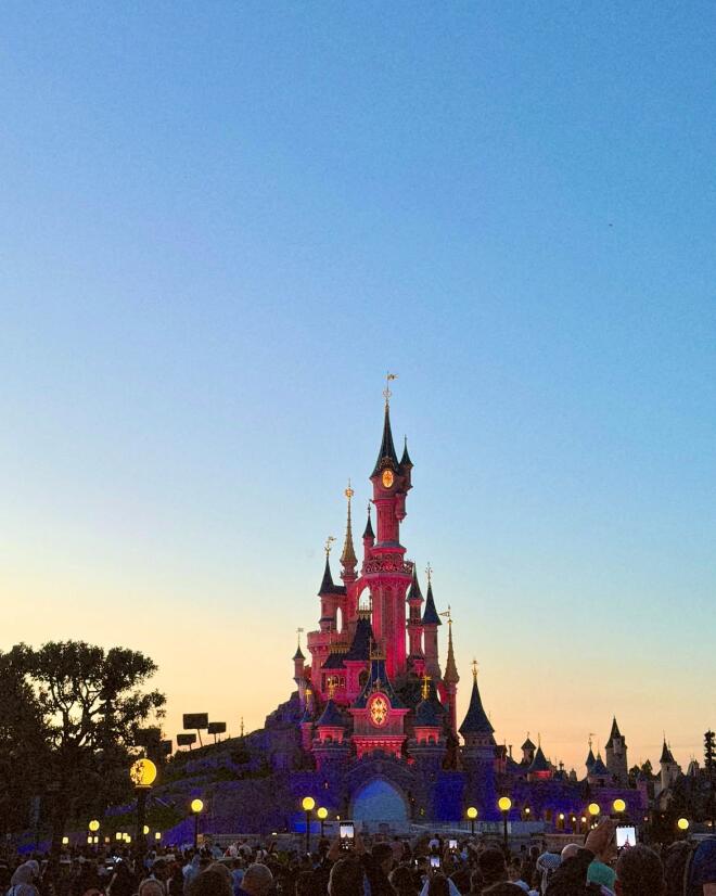 Μαίρη Συνατσάκη: Πριγκίπισσα στην Disneyland η κόρη της Ολίβια
