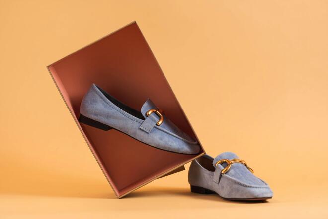 Loafers: Πώς να φορέσεις το must-have αξεσουάρ του φθινοπωρινού στυλ