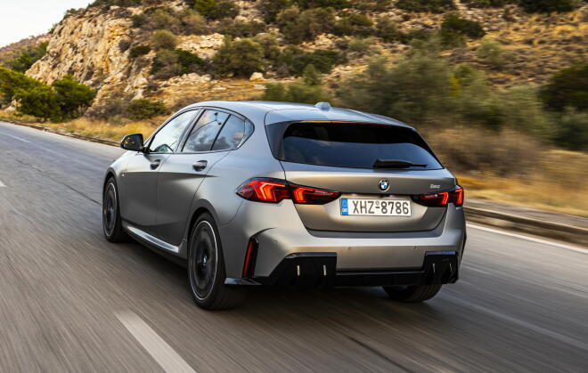 Η BMW Σειρά 1 M Sport σε τιμή πρό-σ-κληση