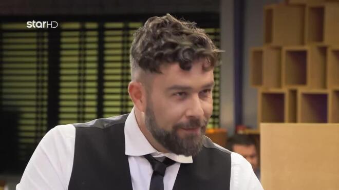 O Τάσος ο Barman του First Dates 