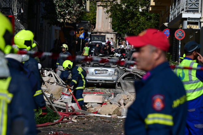 Το αυτοκίνητο σύμφωνα με μαρτυρίες εκτινάχθηκε στον αέρα