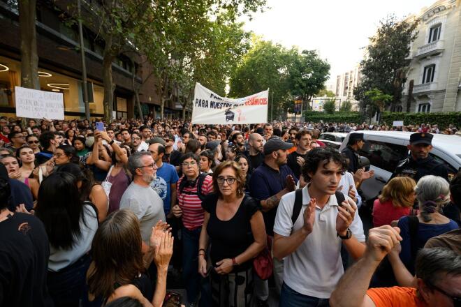 Χιλιάδες Ισπανοί διαμαρτύρονται για την κερδοσκοπία στη μεσιτική αγορά