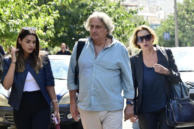 O υπνοθεραπευτής σε συνέντευξή του υποστήριξε πως δεν είχε καμία σχέση με τις θεραπείες που παρείχε το ιατρείο της Καρνεάδου και έκανε ο Γιώργος Μαζωνάκης
