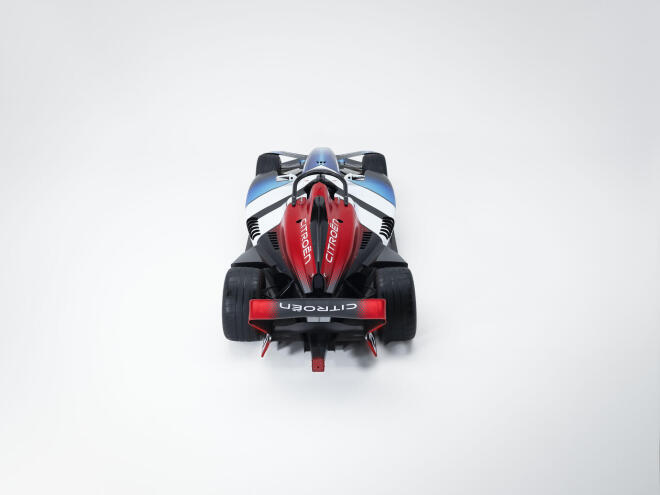 Η Citroën Racing αποκαλύπτει το ηλεκτρικό μονοθέσιο της