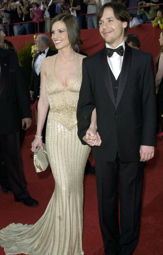 Hilary Swank arrives και Chad Lowe στο Λος Άντζελες, το 2001/ AP Kim D. Johnson