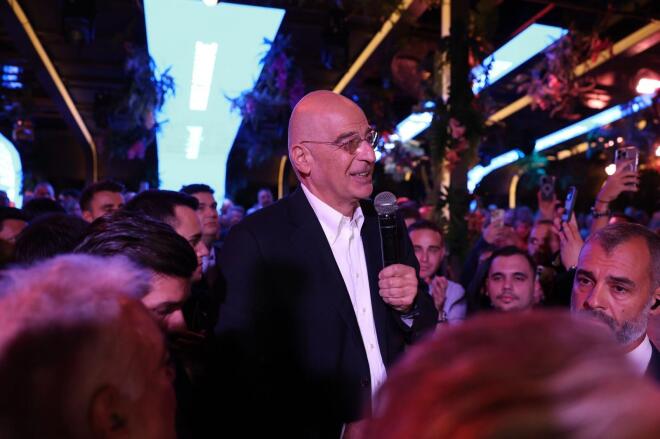 Ο Ν. Δένδιας στην ομιλία στον Άλιμο