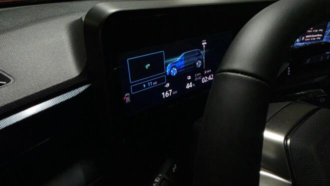 Οδηγούμε το νέο Nissan Micra 52 kWh 150 PS