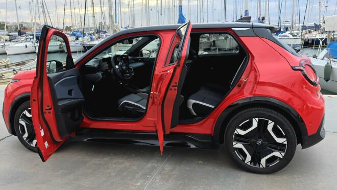 Οδηγούμε το νέο Nissan Micra 52 kWh 150 PS