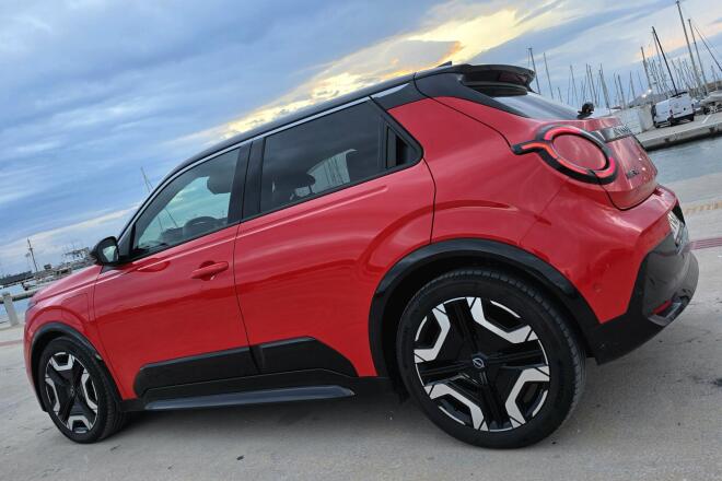 Οδηγούμε το νέο Nissan Micra 52 kWh 150 PS