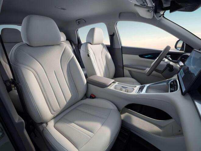 Geely E2: Δείτε τις εκδόσεις και τις τιμές