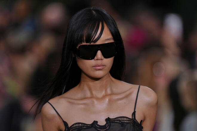 Paris Fashion Week 2026: Εκεί όπου η λέξη «σικ» δεν αποτελεί ποτέ κλισέ