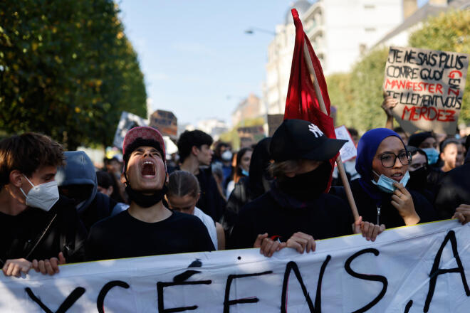 Η κυβέρνηση κατηγορεί την αντιπολίτευση ότι υποκινεί τις μαθητικές διαδηλώσεις - AP Images