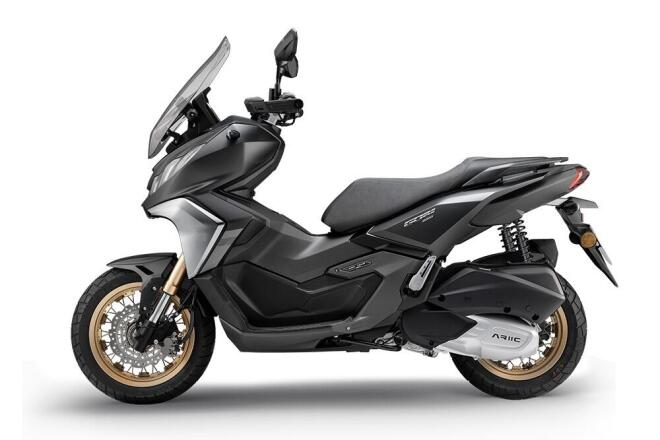 Gemini by Ariic Gobi 250: To scooter που το αντέχει η τσέπη σου