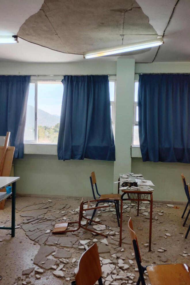 Θεσσαλονίκη: Έπεσε σοβάς από οροφή τάξης σε 14χρονο μαθητή