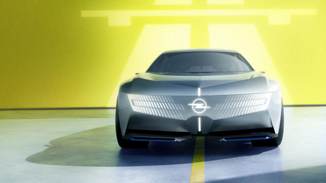 Opel STX Concept: Το όραμα της Opel για τα Sports Tourer