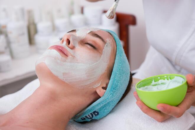 Dry Skin Diaries: Η ρουτίνα για να ξαναβρεί τη λάμψη της, η ξηρή επιδερμίδα