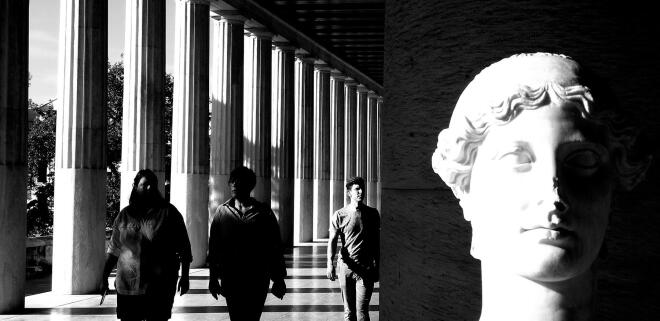 Βαρκελώνη: Η ταυτότητα της Αθήνας αντανακλάται στους δρόμους της