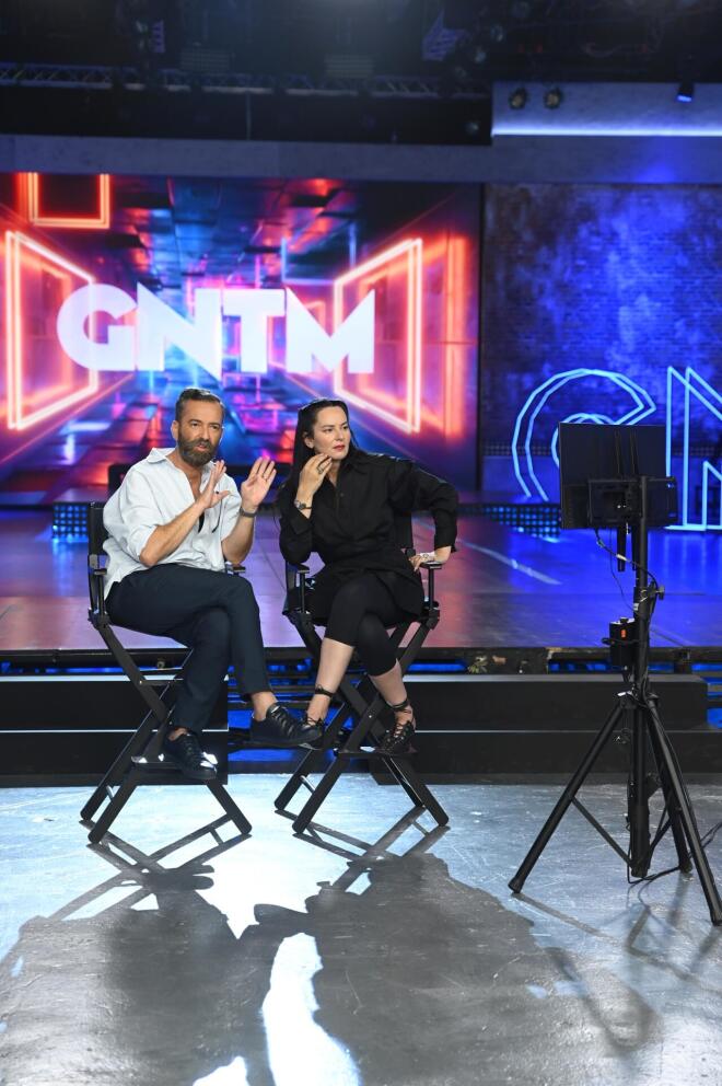 GNTM 7: Ο Άγγελος Μπράτης και η Ζενεβιέβ Μαζαρί στη φωτογράφιση