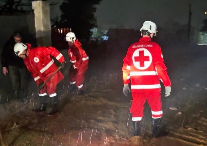 Ελληνικός Ερυθρός Σταυρός: 10 βασικές συμβουλές για τις πλημμύρες
