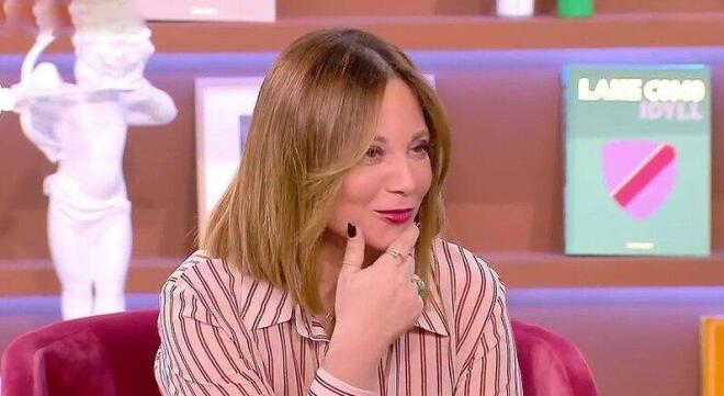 «Όποτε βλέπω πισίνα θέλω να μπω, το "κουβαλάω" από τα βόρεια προάστια»