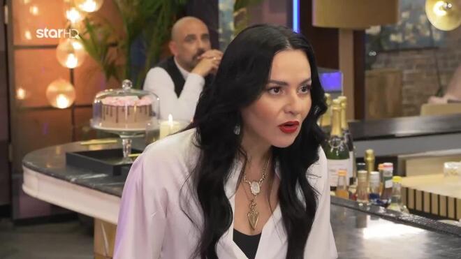 First Dates: «Μου πέταξε τα φούτερ στον κάδο, έδωσε τα μισά στην εκκλησία»