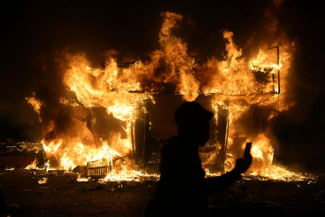 Συμπλοκές και επεισόδια στα Τίρανα
