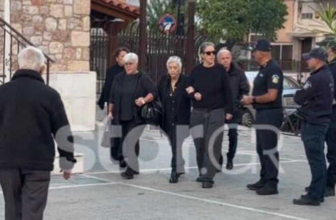 μαζωνακης μνημοσυνο
