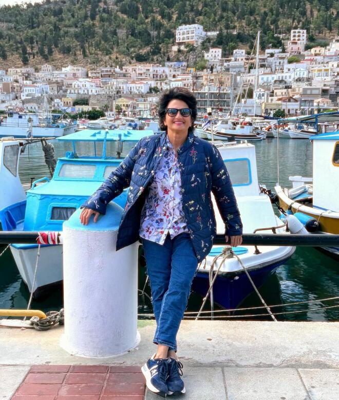 Η Άλκηστις Πρωτοψάλτη είναι 72 ετών και το χαίρεται! 