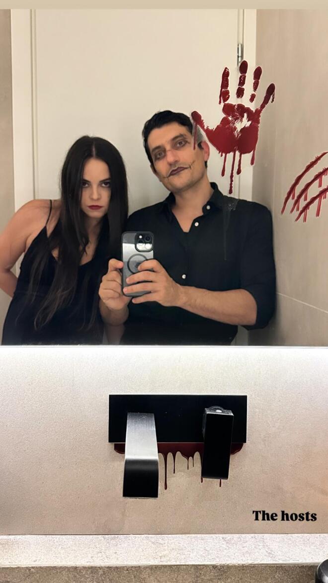 Αργύρης Πανταζάρας - Σίσσυ Τουμάση: To Halloween party μετά την είδηση ότι θα γίνουν γονείς