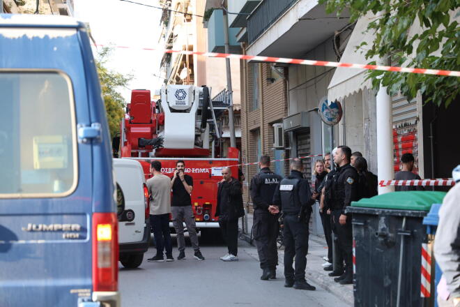 Κολωνός: Πώς σημειώθηκε η έκρηξη - Χειρουργείται ο 44χρονος αστυνομικός