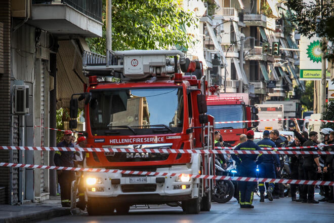 Οι αρχές εκτιμούν ότι η έκρηξη στον Κολωνό συνδέεται με διακίνηση ναρκωτικών